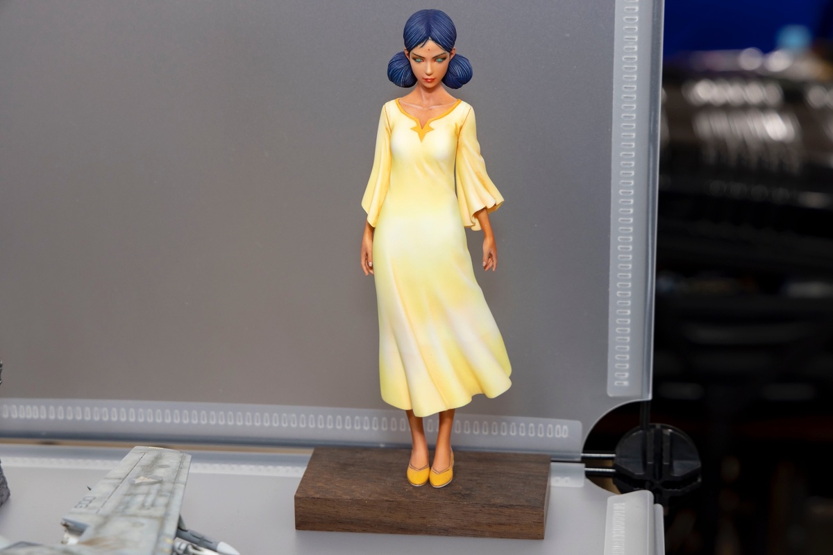 「ララァ・スン」 製作／Lidths Jay