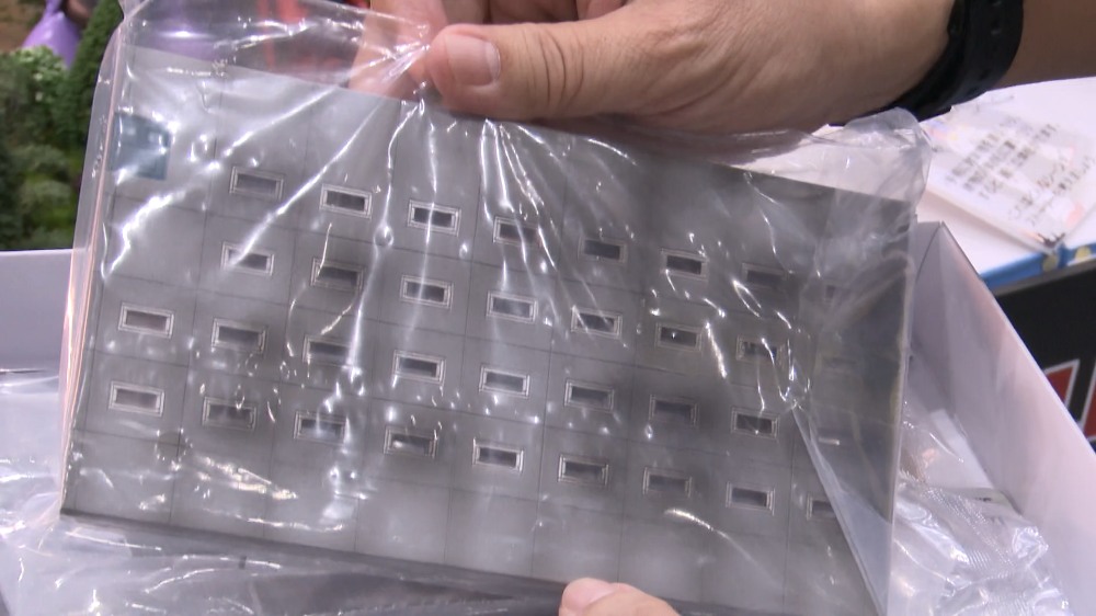 ジオコレはウェザリング済みで、基本的にはハメ込むだけの簡単構成