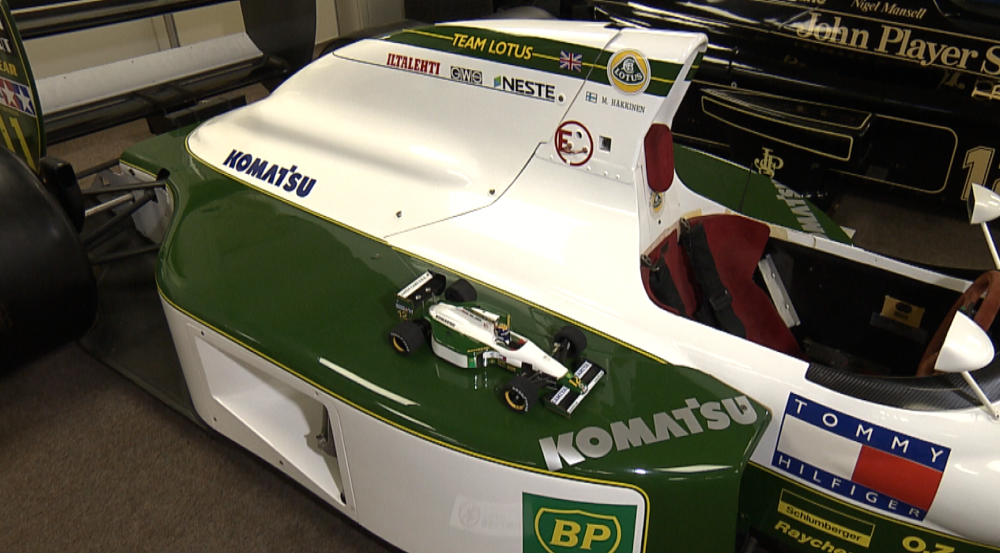 タミヤ自身がスポンサーを務めたタミヤ タムテック F1 ロータス タイプ102Bの実車が展示