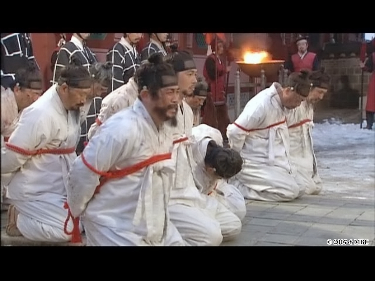 捕まった男たち