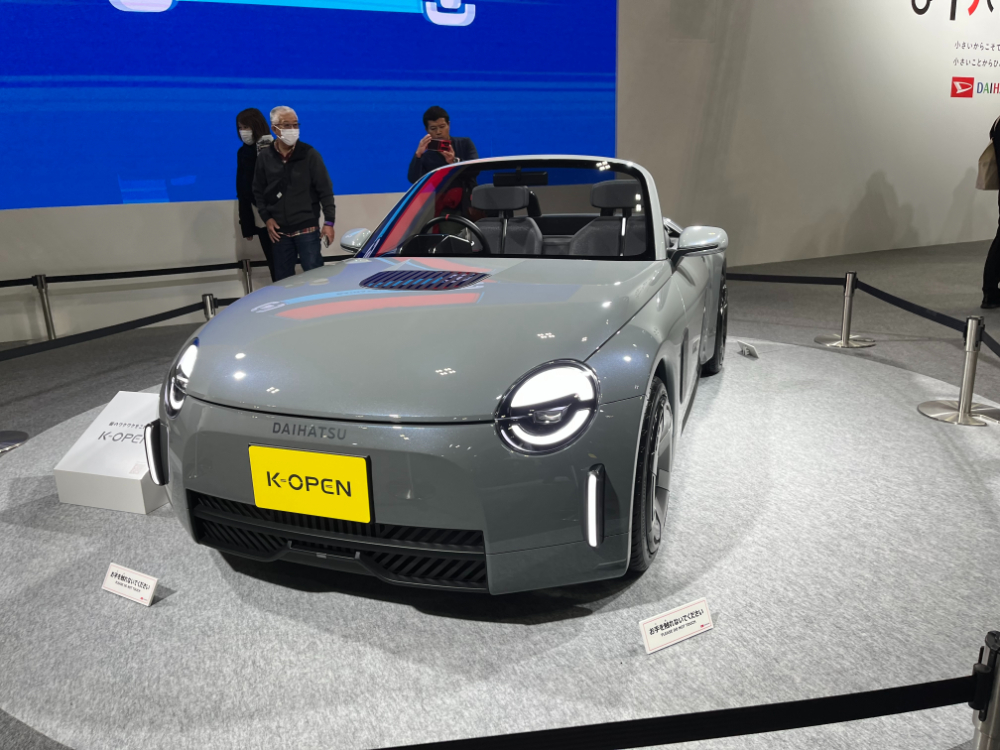 軽規格でありながらフルオープン+FRレイアウトを採用した本格クーペ「K-OPEN」