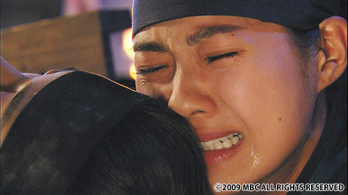 泣きじゃくる人