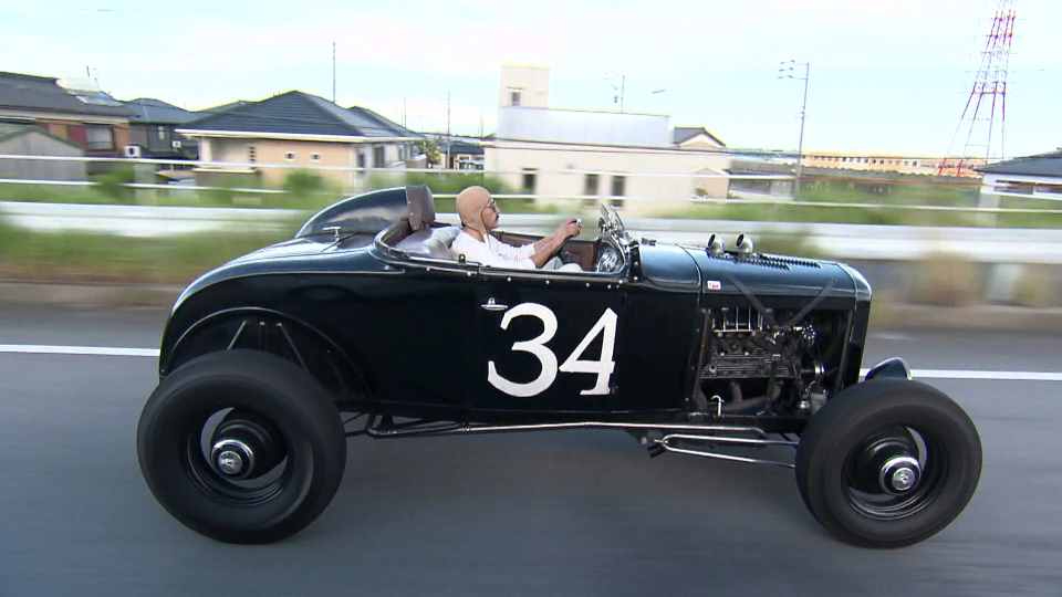 存在感あるデザインと排気音で快走するフォード・モデルA