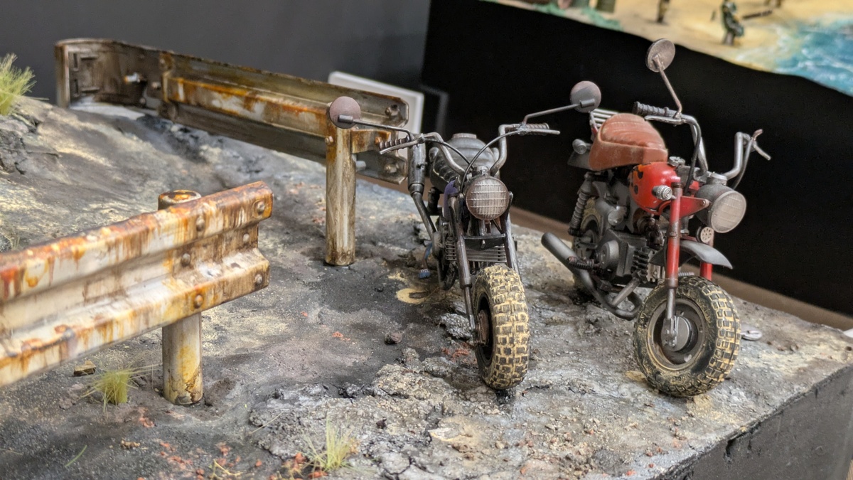 使い古されたバイク