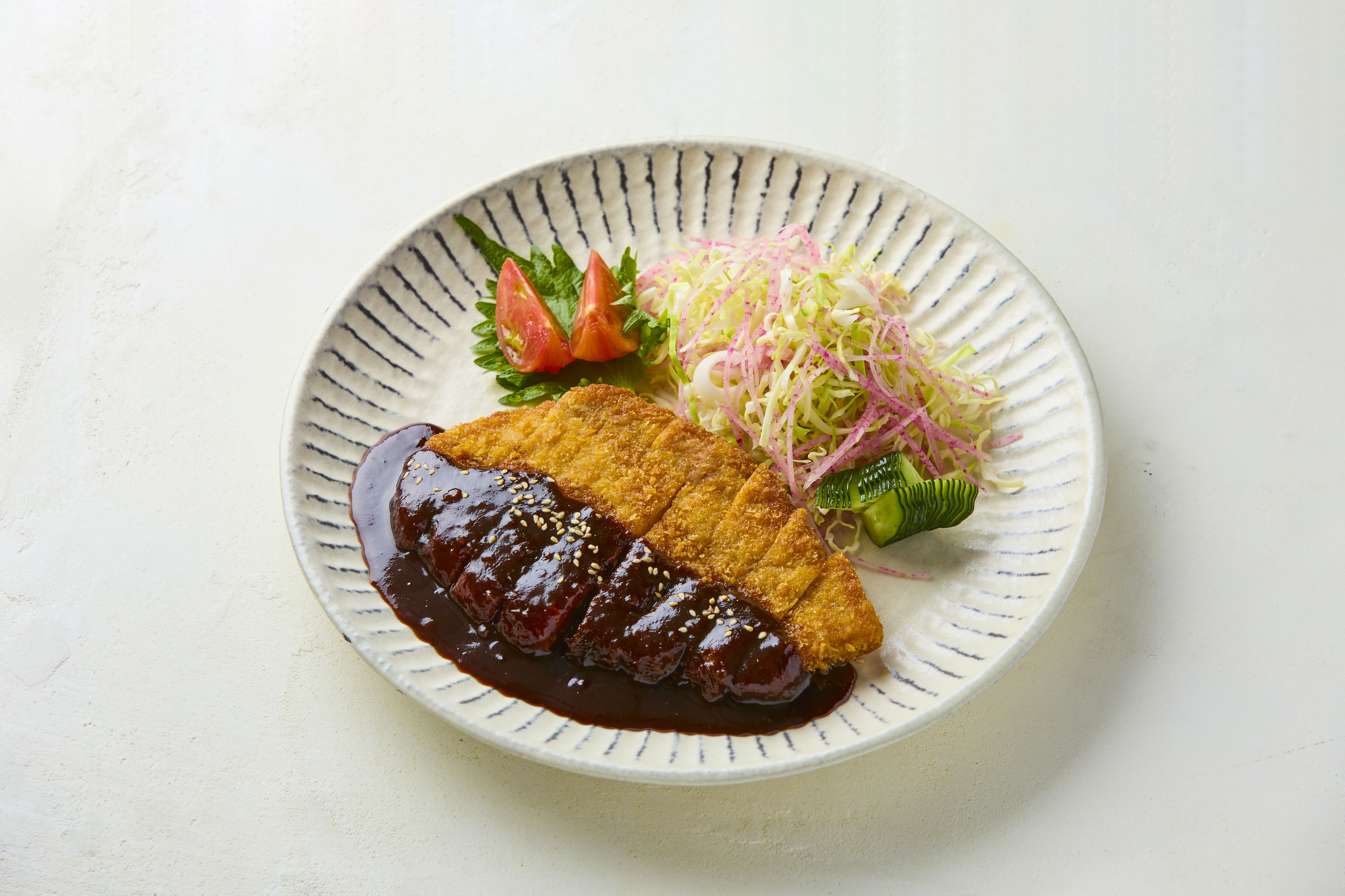 「愛とん豚の味噌カツ」（2140円）