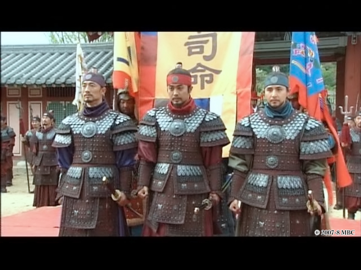 武装している男性たち