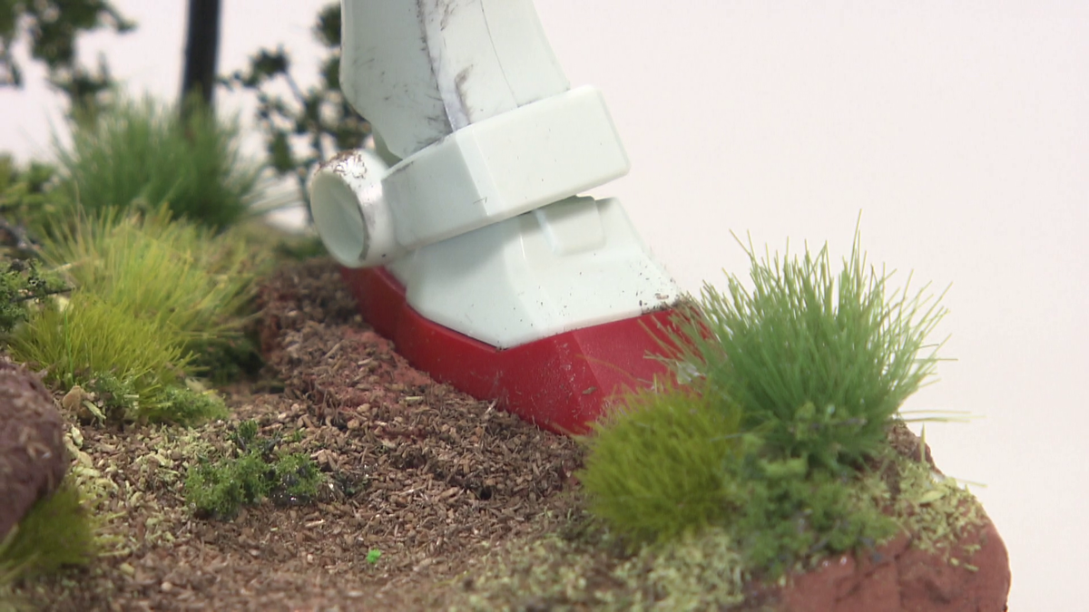 ジオラマ粘土に砂をふりかけた完成系